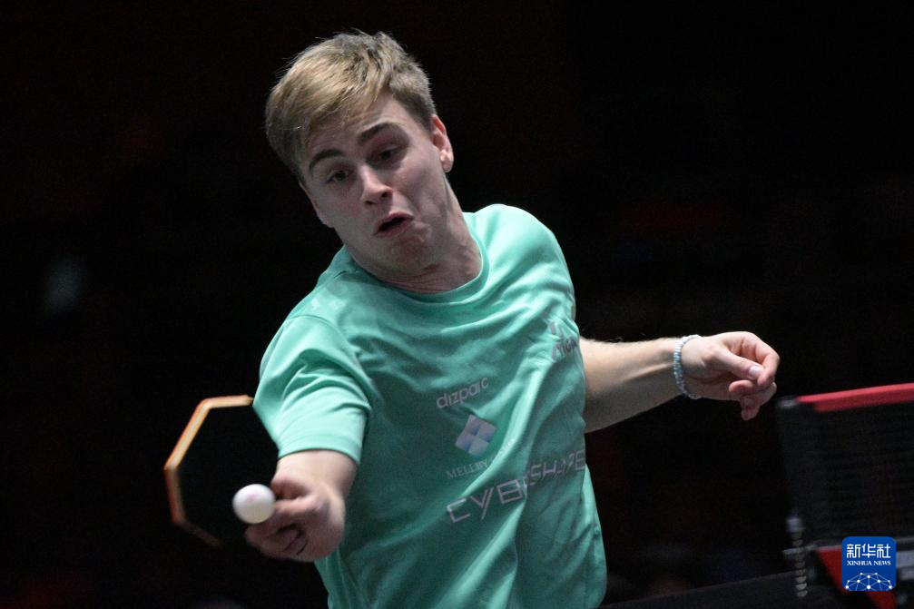 轻松!郑钦文2-0横扫汤森德复仇成功,晋级迈阿密1.