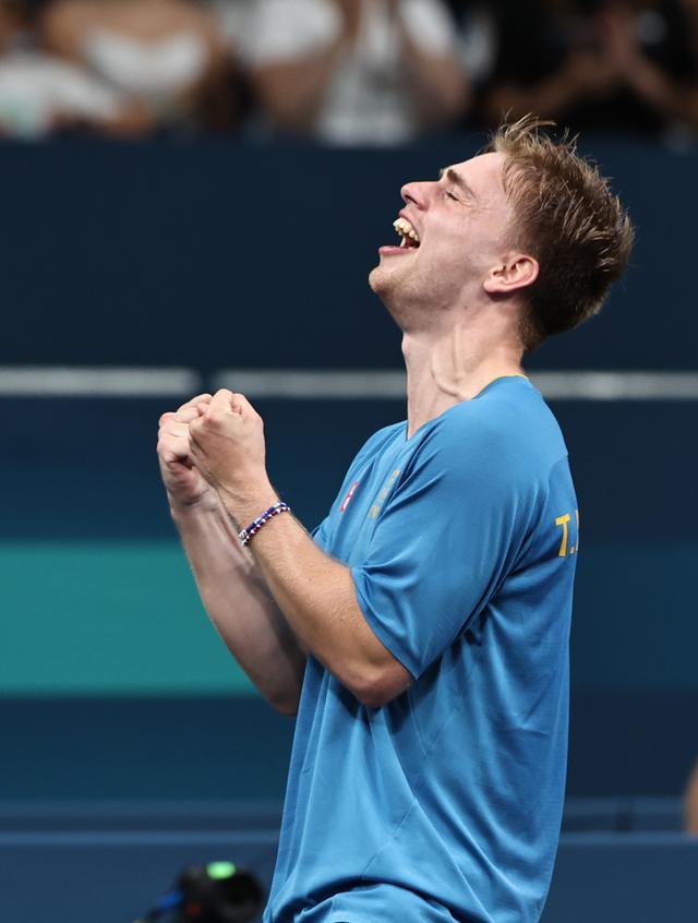 德甲：美因茨逼和法兰克福